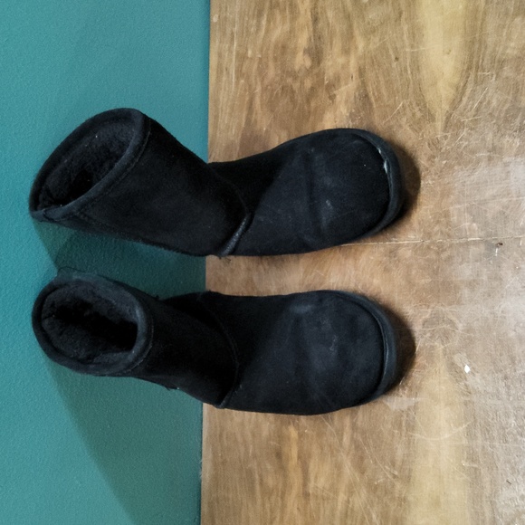 Winter boots - Picture 1 of 3